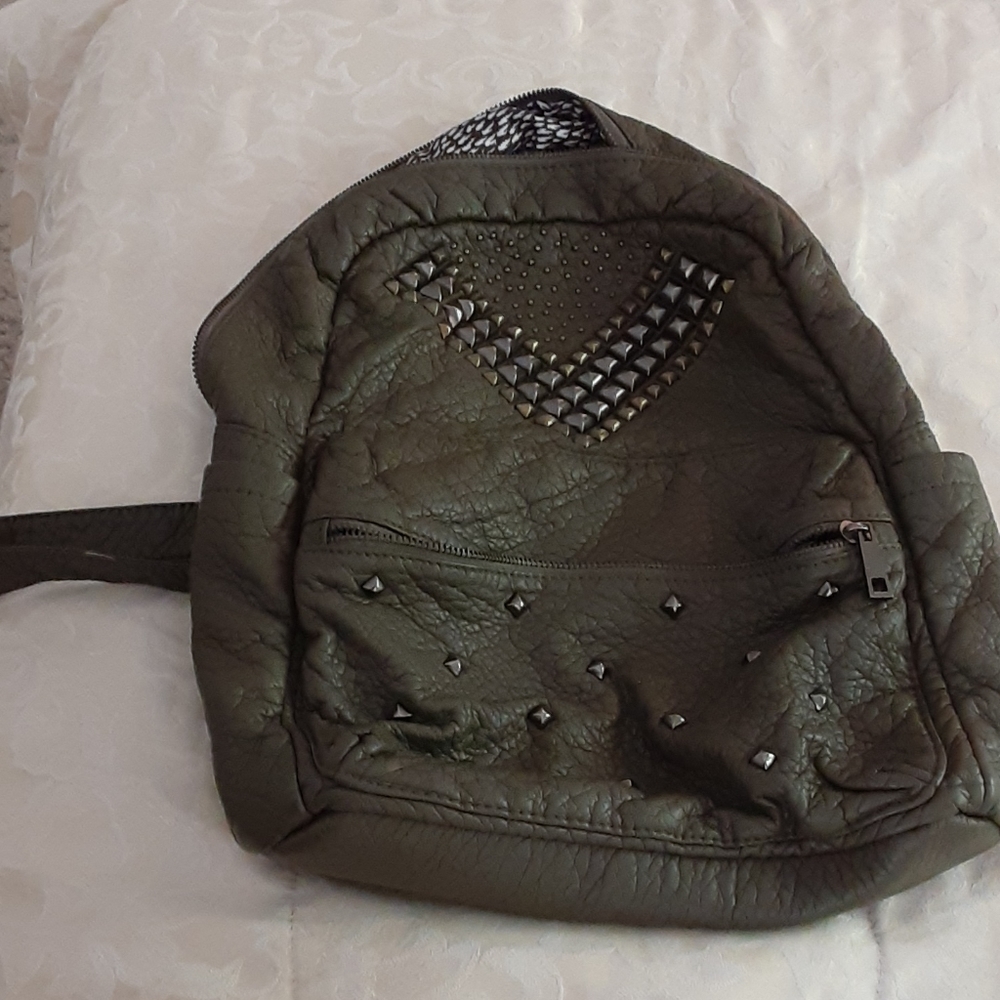 LD back pac softest ever dark green